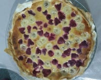Tarte à la banane et framboises