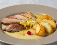 Magret de canard aux pommes et au cidre
