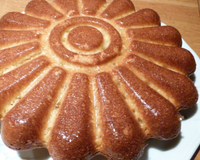 Un gâteau léger et rapide à réaliser au bon goût de madeleine.