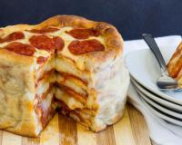 Recette décadente du jour : le gâteau pizza