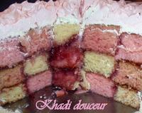 Un gâteau qui épatera tous vos invité et ravira vos petites princesse (vous pouvez le faire pour un garçon en mettant du colorant bleu a la place du rose).