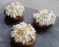 Mini gâteaux façon tarte au citron meringuée