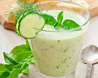 Velouté glacé de concombre au lait de coco