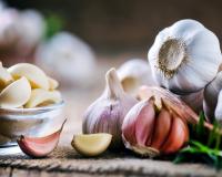 Est-ce vraiment bon pour la santé de manger de l’ail tous les jours ?