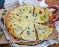 Pizza aux 4 fromages facile et rapide