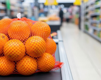 Oranges au supermarché : la vraie raison pour laquelle leur filet est toujours rouge