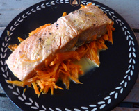 Papillote de saumon et carottes au lait de coco-fenouil