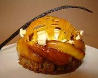 Un classique de la tarte aux pommes totalement revisité et relooké............un pur délice même si cela demande un peu plus de préparation que d'habitude.