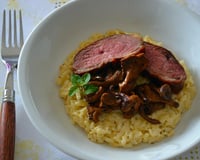 Risotto crémeux, girolles et magret de canard