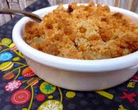 Crumble de nougat aux poires fondantes