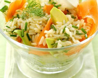 Salade de riz à l'avocat et saumon fumé (spécial salade)