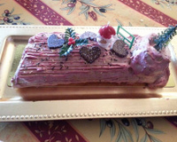 Bûche de Noël gourmande à la framboise