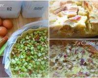 La rhubarbe n'est pas un fruit, ni un légume... c'est une plante ? Une tige ? Presque une mauvaise herbe ! En tout cas, c'est un délice...en tarte, compote, confiture...…