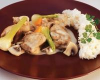 Recette familiale et traditionnelle;les petits oignons sont glacés à blanc;