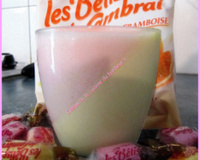 Panna-cotta aux Bêtises de Cambrai citron-framboise