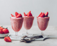 “Regardez-moi cette texture ! ” : Laurent Mariotte vous partage son dessert idéal avec les fraises de saison