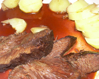 Joue de bœuf braisé au vin rouge