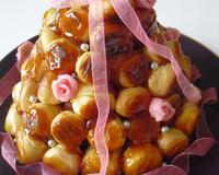 Alors voici le Dessert que j'affectionne tout particulièrement...la pièce montée!Aussi bien pour sa confection que pour la dégustation !