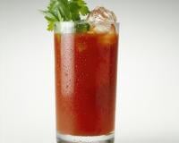 Le Bloody Mary, histoire et recette d’un cocktail détonnant