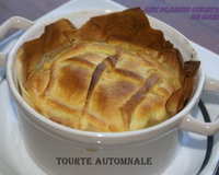 Tourte automnale aux pleurotes, vesses de loup perlées châtaignes et canard