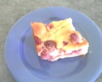 Un clafoutis aux fruits de saison.