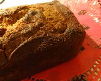 C'est une de mes cakes préférés idéal pour un tea time ou pour le petit déjeuner. La recette de ce gâteau moelleux à la banane est très facile à faire.