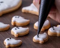 “J'adore" : cette recette de petits sablés fantômes est une valeur sûre pour Halloween selon les lecteurs de 750g !