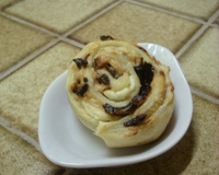 Roulé feuilleté chèvre pruneaux