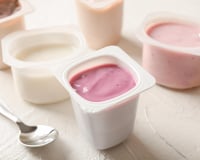 Ce produit laitier qu’on adore le soir pourrait en réalité vous empêcher de dormir