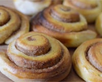 Cinnamon rolls