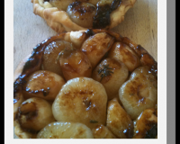 Tarte Tatin d'Ail aux petits oignons