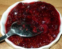 Confiture aux fraises des bois à l'eau de rose