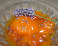 Compote d'abricots à la lavande