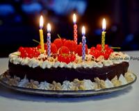 Un gâteau de fête super facile à faire! Une seule pâte et 3 couches après cuisson! Magique non??