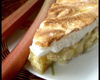 Tarte à la rhubarbe meringuée économique