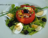Tomates farcies à la salade de riz