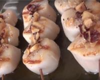 Le romarin parfume, tout en servant de brochette !