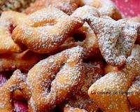 Vous connaissez les croustillons, les bottereaux, les bougnettes, les bugnes, les chichis, les crovechets, les ganses, les mascottes, les oreillettes? Les beignets quoi!