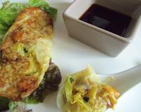 Nems composés de carottes, courgettes, brocolis, champignons de Paris. Le tout en julienne, relevés à la purée de piment.