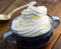 Voici comment faire une chantilly originale et sans lactose !