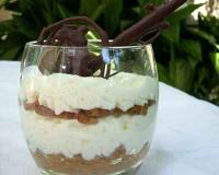 Cette recette sucrée est arrivée en 5ème position au concours "Verre'in".
Un mix entre le café frappé, le tiramisu et le gâteau aux petits bruns. Je n'ai gardé de…