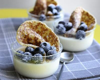 Pannacotta croustillante vanille et myrtilles