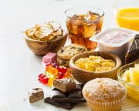 Quels aliments privilégier pour calmer ses envies de sucre ? Une nutritionniste répond !