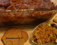 Une recette créée avec des spéculoos tout mous mais que je ne voulais surtout pas jeter ! il me restait 2 pommes, un petit pot de caramel de St-Malo et voilà le crumbloos…