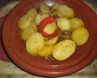 Un savoureux tajine de veau aux pdt et olives vertes.