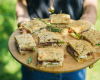 La focaccia version apéro : Cette recette italienne est idéale pour l’été !