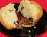 Avis aux gourmands de chocolat !Avec les petits morceaux de nougatine que l'on retrouve dans ce gateau... hmmm un pur délice.