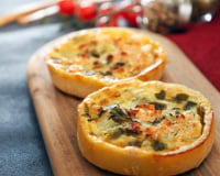 Oubliez la crème fraîche : l'ingrédient magique pour une quiche ultra-légère, soufflée et deux fois plus moelleuse