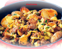 Viande hachée et pommes de terre à la poêle