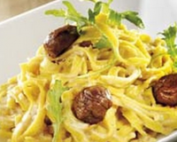 Pâtes au potimarron, crêmeux de châtaigne et pousses de roquette